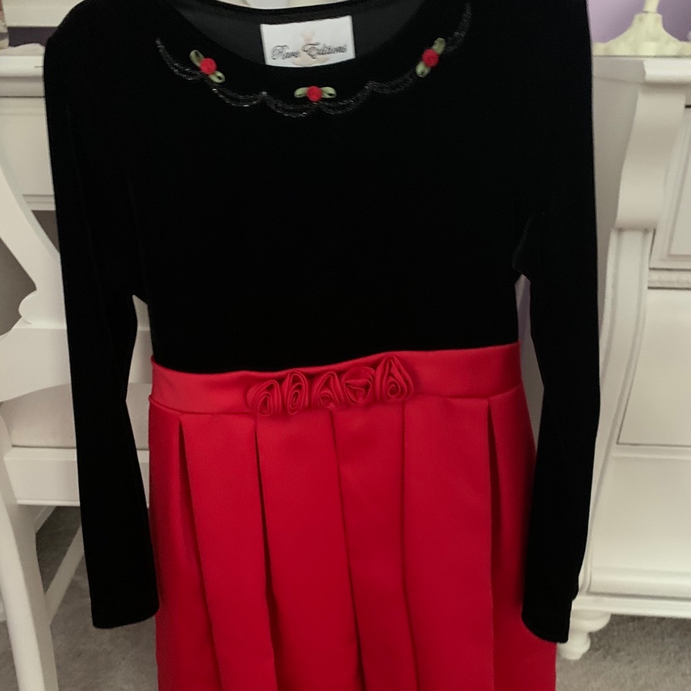 Girls holiday dress